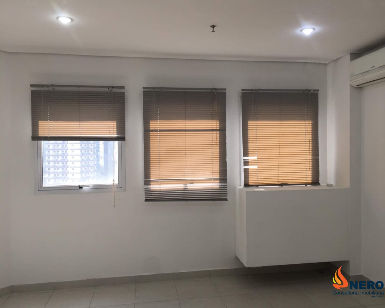 Sala Comercial para venda ou aluguel na Barra Funda, 30m², 1 vaga