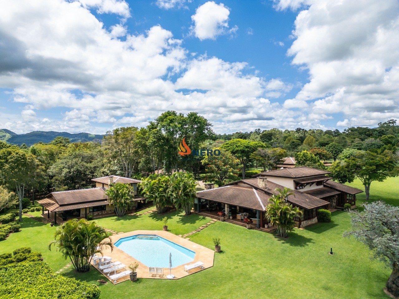 Oportunidade única: Sitio de 102.794m² à venda em Piracaia-SP!
