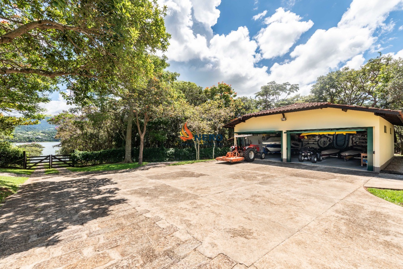 Oportunidade única: Sitio de 102.794m² à venda em Piracaia-SP!