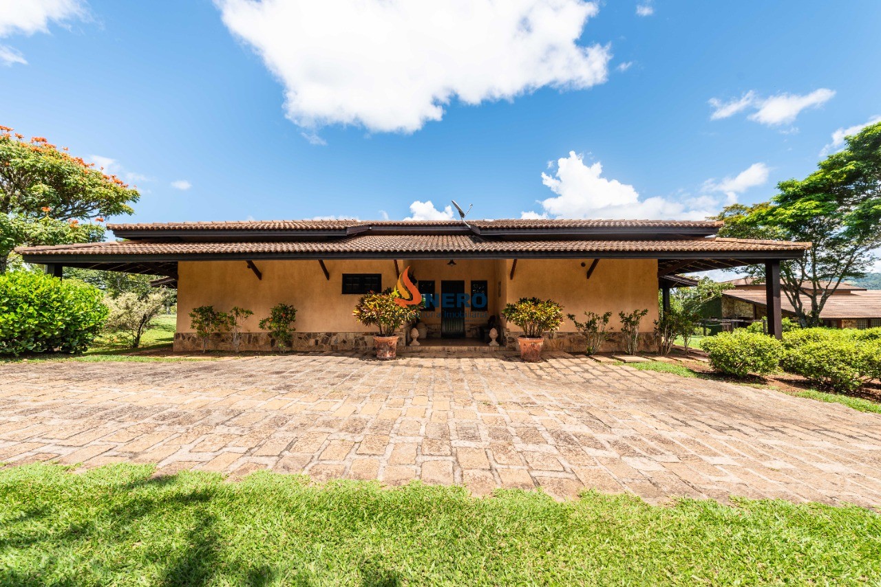 Oportunidade única: Sitio de 102.794m² à venda em Piracaia-SP!