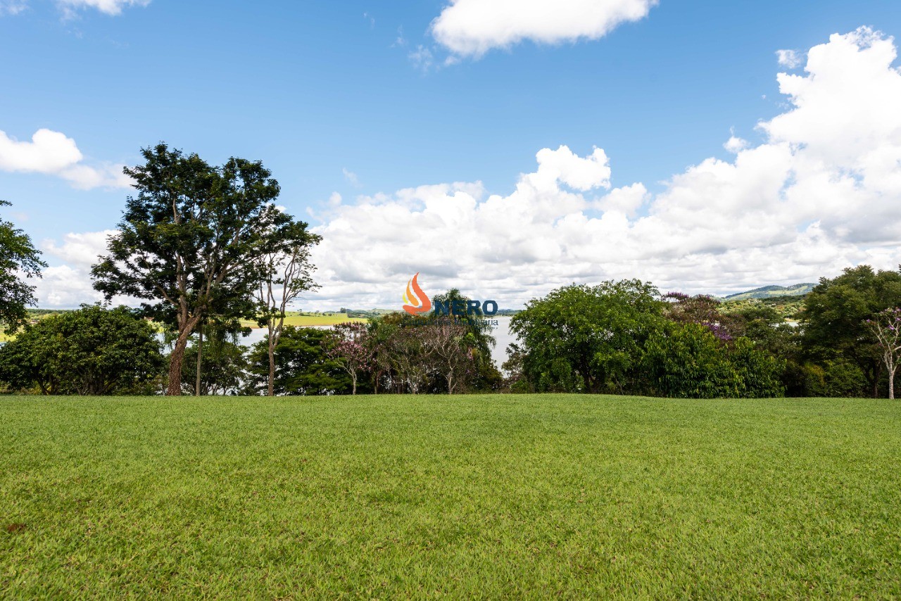 Oportunidade única: Sitio de 102.794m² à venda em Piracaia-SP!