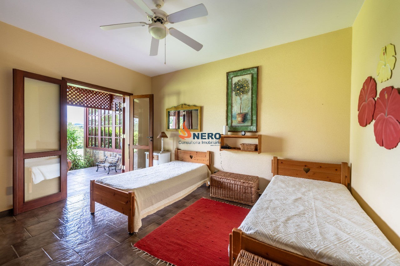 Oportunidade única: Sitio de 102.794m² à venda em Piracaia-SP!