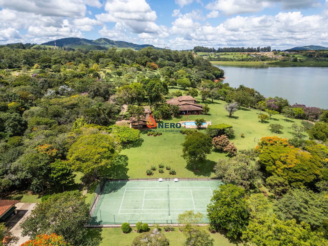 Oportunidade única: Sitio de 102.794m² à venda em Piracaia-SP!