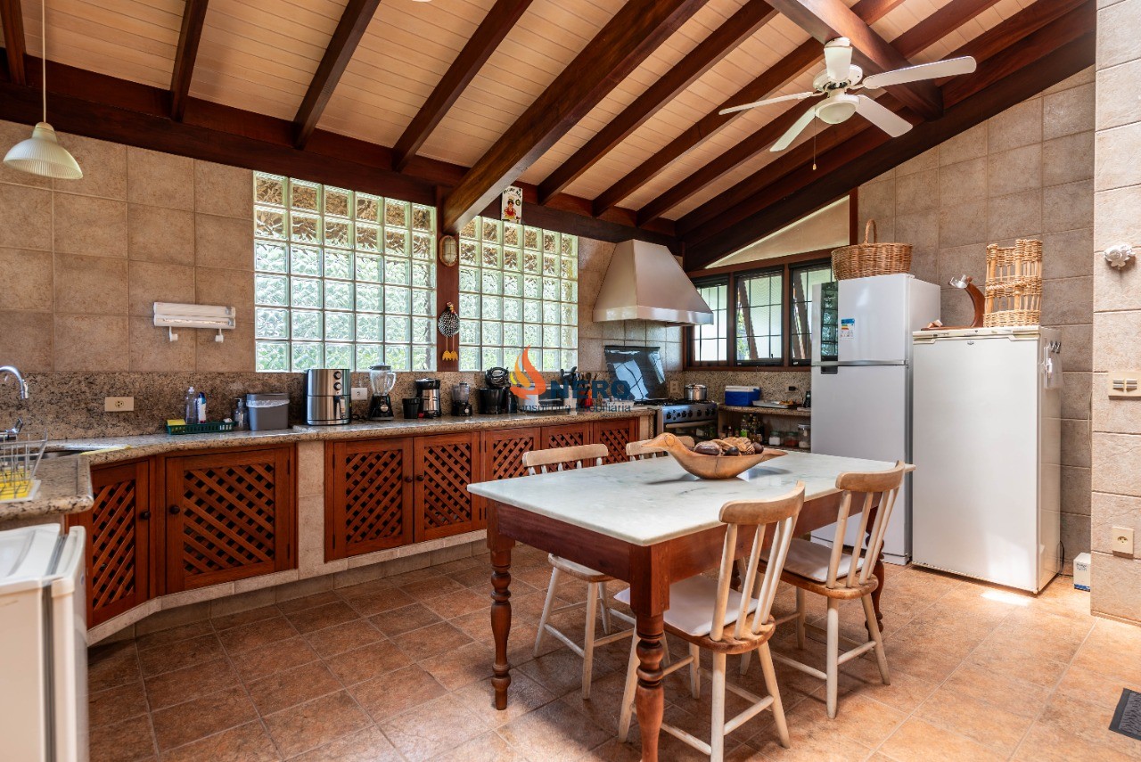 Oportunidade única: Sitio de 102.794m² à venda em Piracaia-SP!