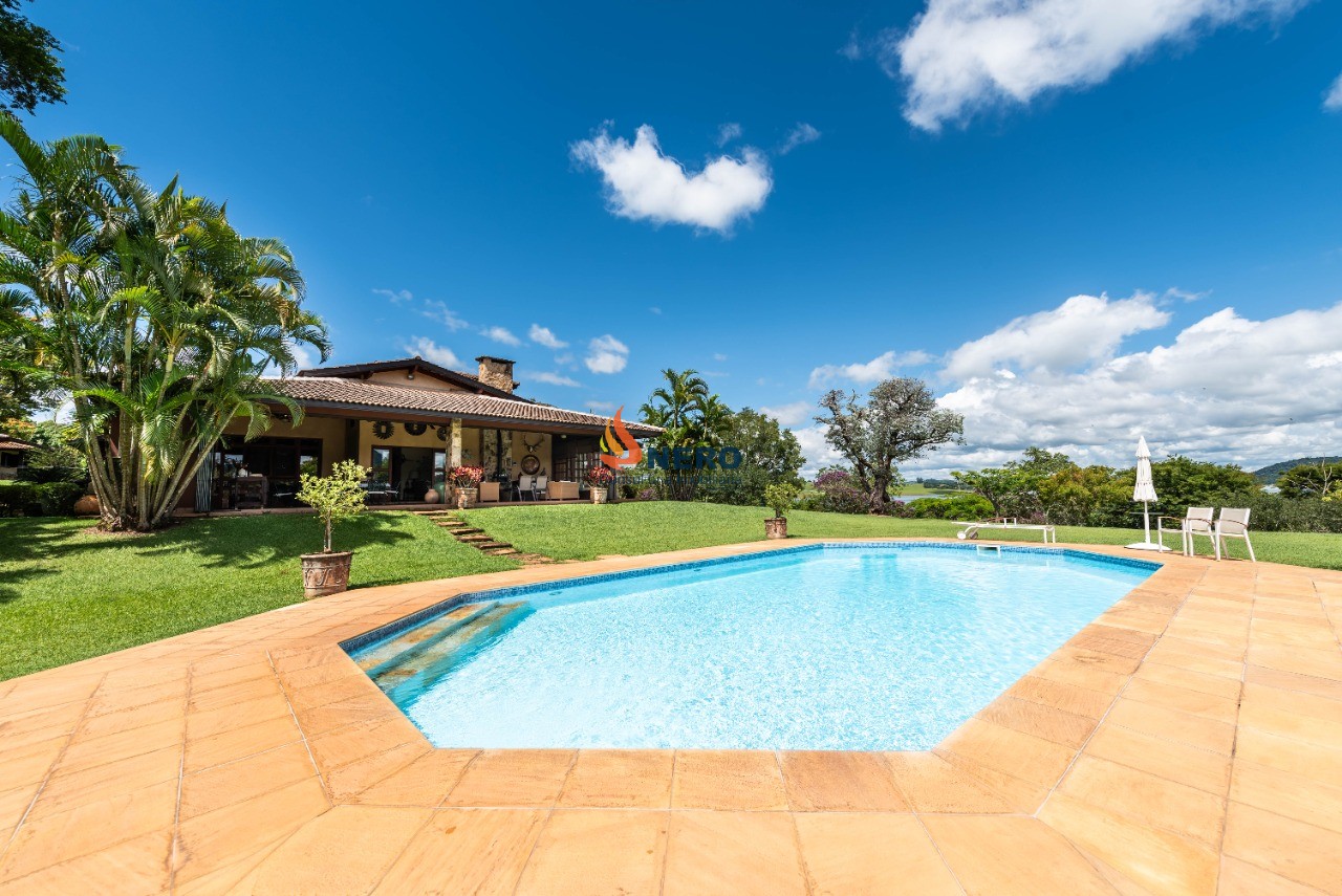 Oportunidade única: Sitio de 102.794m² à venda em Piracaia-SP!