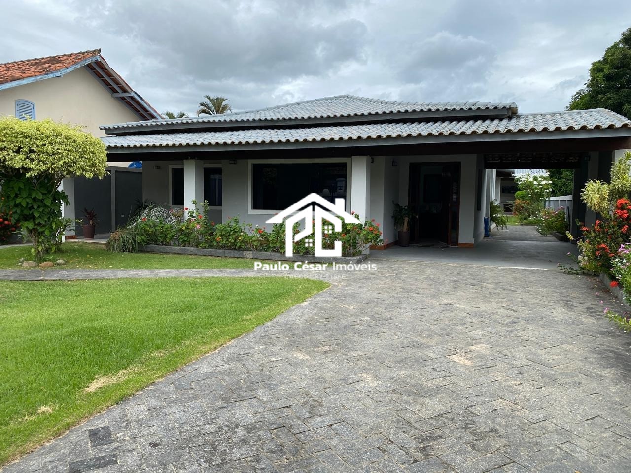 Casa, 4 quartos, 275 m² - Foto 1