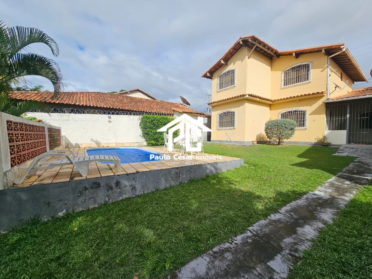 Casa, 4 quartos, 214 m² - Foto 1