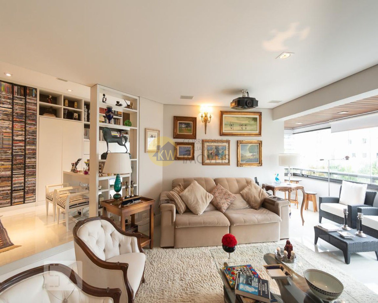 Apartamento, 3 quartos, 240 m² - Foto 1
