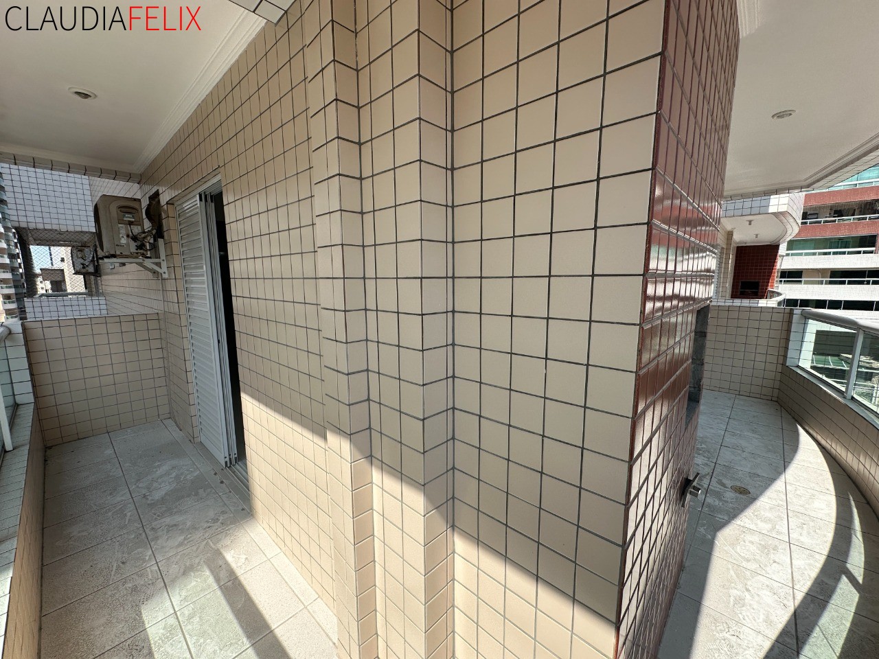 Apartamento, 1 quarto, 61 m² - Foto 2