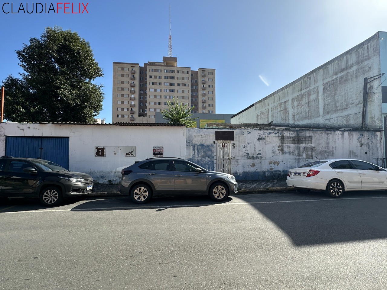 Loteamento e Condomínio, 600 m² - Foto 1