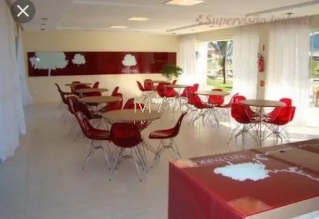 Casa em Condomínio de Alto Padrão em São João do Rio Vermelho - Florianópolis-SC: 4 quartos, 2 suítes, 2 salas, 3 banheiros, 1 vaga, 200m².
