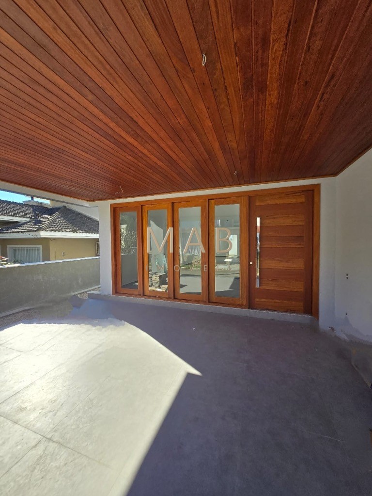Casa Terra a Venda em condomínio fechado na Cachoeira do Bom Jesus, Florianópolis-SC!