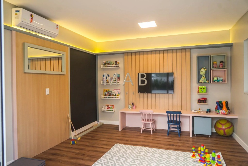 Apartamento com 3D sendo 1Suite para Venda à 200 metros do MAR, na Praia de Ingleses, Região Gaivotas - Florianópolis/SC!