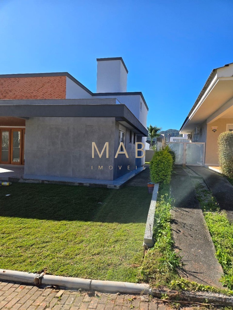 Casa Terra a Venda em condomínio fechado na Cachoeira do Bom Jesus, Florianópolis-SC!