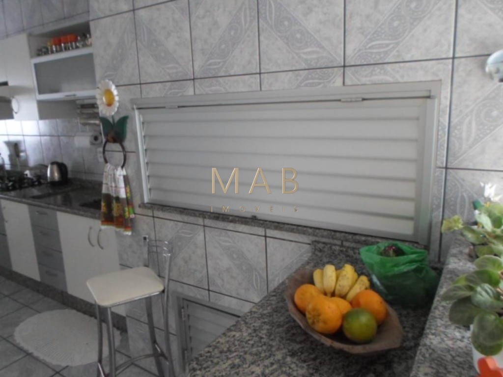 Casa Térrea à Venda em Boa Localização do Bairro Ingleses - Florianópolis/SC!