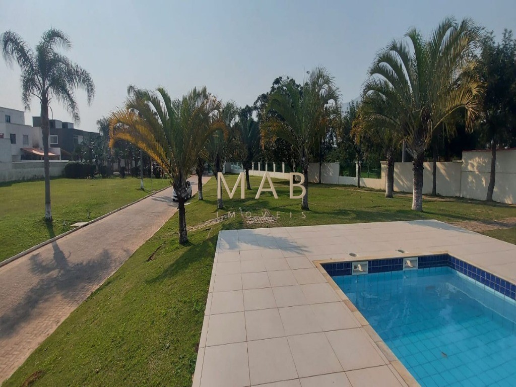 Linda Casa de Alto Padrão à Venda em Condomínio no Bairro Ingleses - Florianópolis SC!!