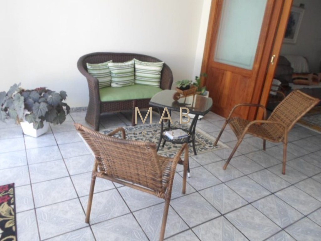 Casa Térrea à Venda em Boa Localização do Bairro Ingleses - Florianópolis/SC!