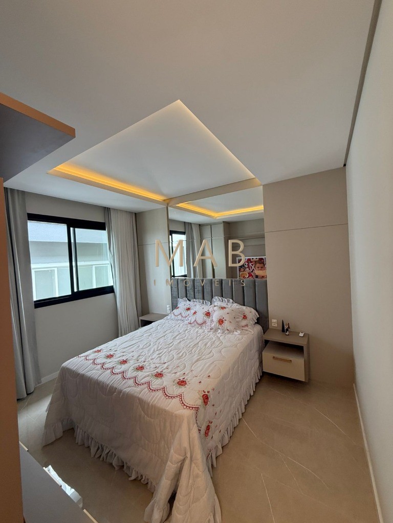 Imponente Casa de Luxo em Condomínio nos Ingleses, Florianópolis-SC: 5 quartos, 3 suítes, 3 salas, 5 banheiros, 424m² de área.