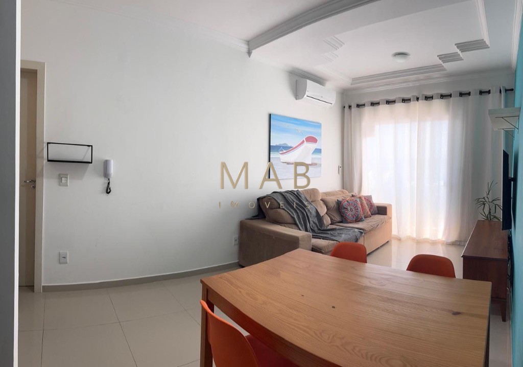 Apartamento à venda em Florianópolis-SC, Ingleses do Rio Vermelho: 1 quarto, 1 suíte, 1 sala, 2 banheiros, 1 vaga, 18m².