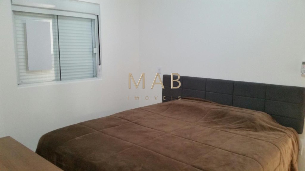 Apartamento à venda em Florianópolis-SC, Ingleses do Rio Vermelho: 1 quarto, 1 suíte, 1 sala, 2 banheiros, 1 vaga, 18m².