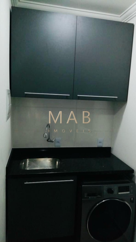 Apartamento à venda em Florianópolis-SC, Ingleses do Rio Vermelho: 1 quarto, 1 suíte, 1 sala, 2 banheiros, 1 vaga, 18m².