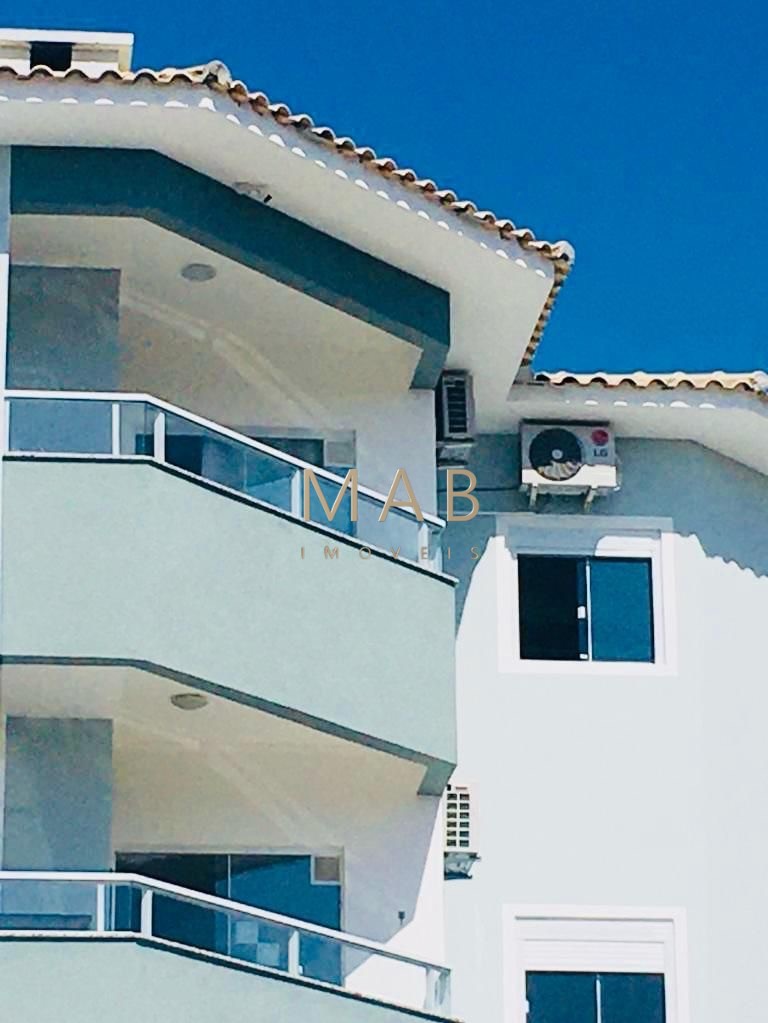 Apartamento à venda em Florianópolis-SC, Ingleses do Rio Vermelho: 1 quarto, 1 suíte, 1 sala, 2 banheiros, 1 vaga, 18m².