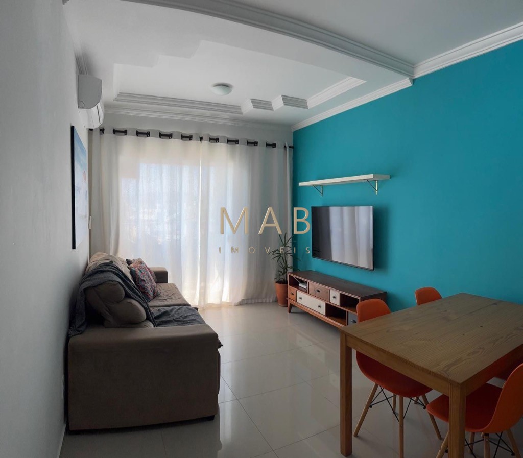 Apartamento à venda em Florianópolis-SC, Ingleses do Rio Vermelho: 1 quarto, 1 suíte, 1 sala, 2 banheiros, 1 vaga, 18m².