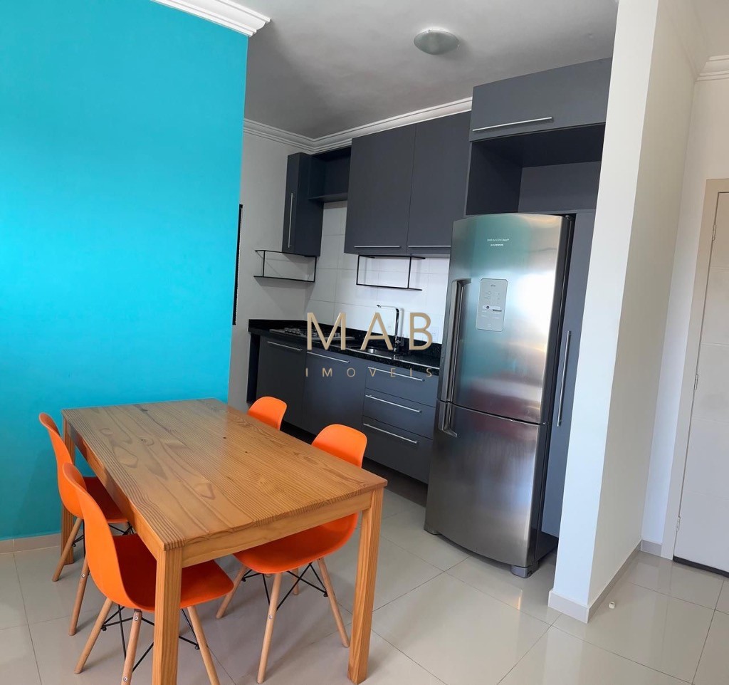 Apartamento à venda em Florianópolis-SC, Ingleses do Rio Vermelho: 1 quarto, 1 suíte, 1 sala, 2 banheiros, 1 vaga, 18m².