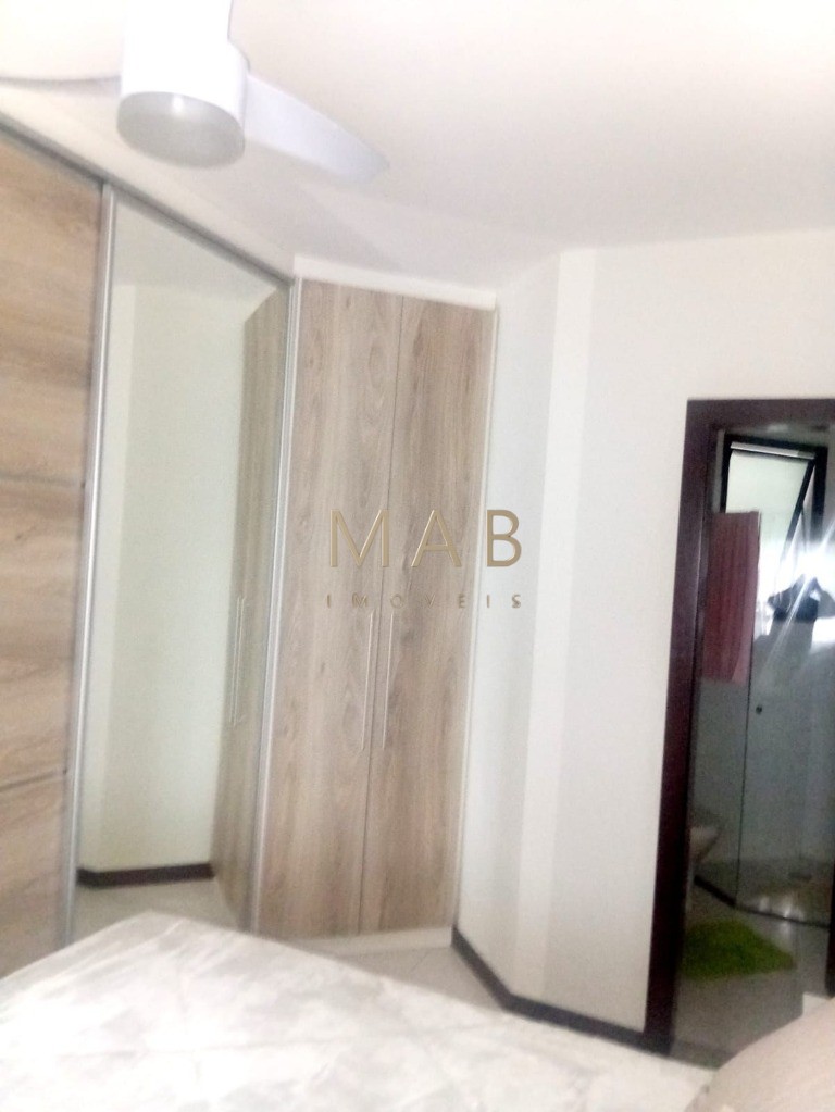Apartamento à venda em Florianópolis-SC, Ingleses do Rio Vermelho: 2 quartos, 1 suíte, 1 sala, 2 banheiros, 1 vaga de garagem, 78m². Aproveite!