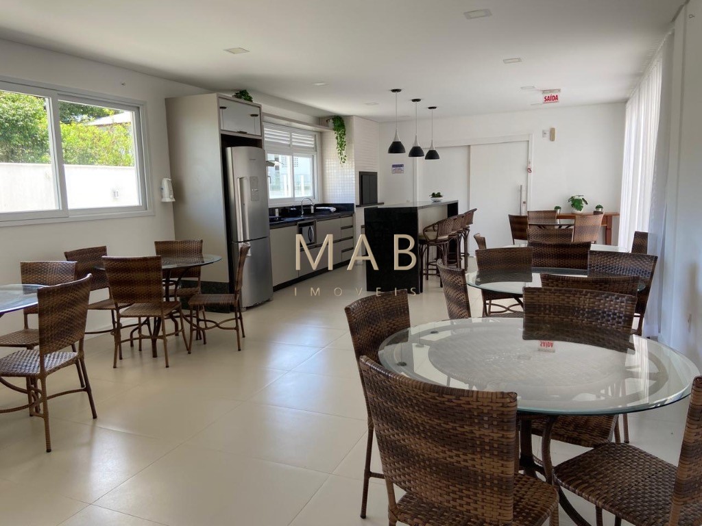 Cobertura de luxo à venda em Florianópolis-SC, Ingleses do Rio Vermelho: 3 quartos, 1 suíte, 1 sala, 2 banheiros, 2 vagas, 273m².