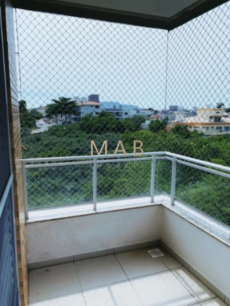 Apartamento à venda em Florianópolis-SC, Ingleses do Rio Vermelho: 02 Dormitórios sendo 01 suíte, sala de estar/jantar, 110m² de área priv, 1 vaga.
