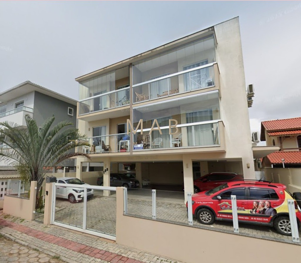 Apartamento SEMIMOBILIADO à venda em Florianópolis-SC, Ingleses do Rio Vermelho: 2 quartos sendo 1 suíte, 77m², 1 vaga na garagem!