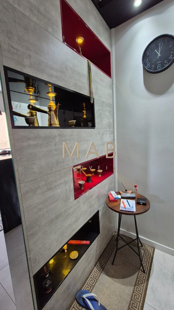 Apartamento SEMIMOBILIADO à venda em Florianópolis-SC, Ingleses do Rio Vermelho: 2 quartos sendo 1 suíte, 77m², 1 vaga na garagem!