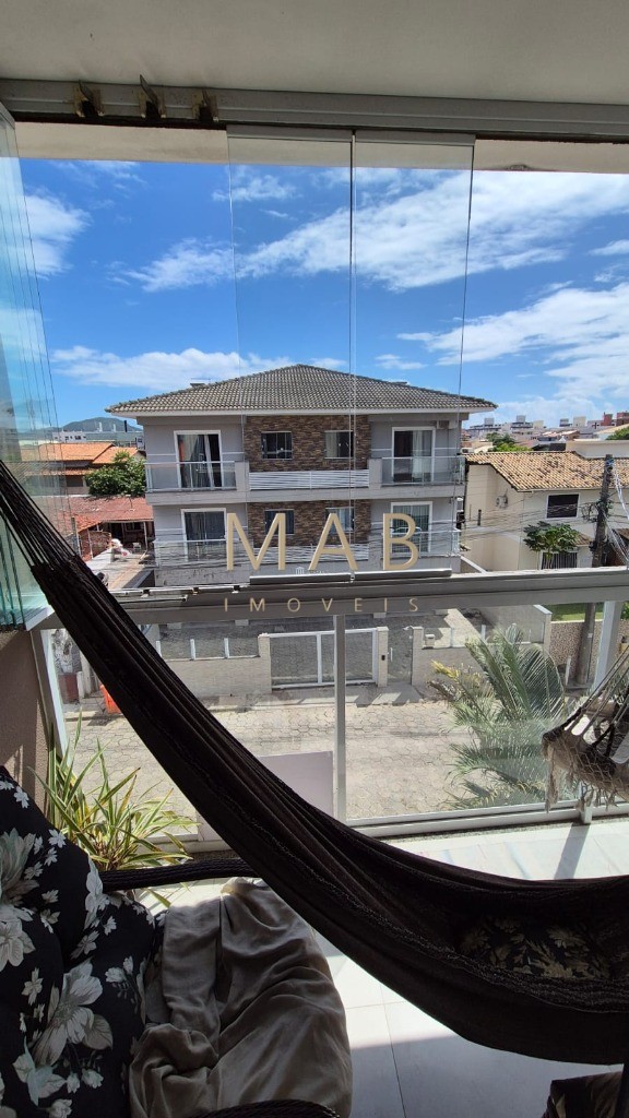 Apartamento SEMIMOBILIADO à venda em Florianópolis-SC, Ingleses do Rio Vermelho: 2 quartos sendo 1 suíte, 77m², 1 vaga na garagem!