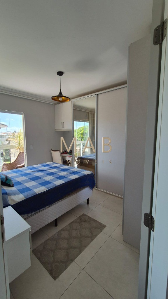 Apartamento SEMIMOBILIADO à venda em Florianópolis-SC, Ingleses do Rio Vermelho: 2 quartos sendo 1 suíte, 77m², 1 vaga na garagem!