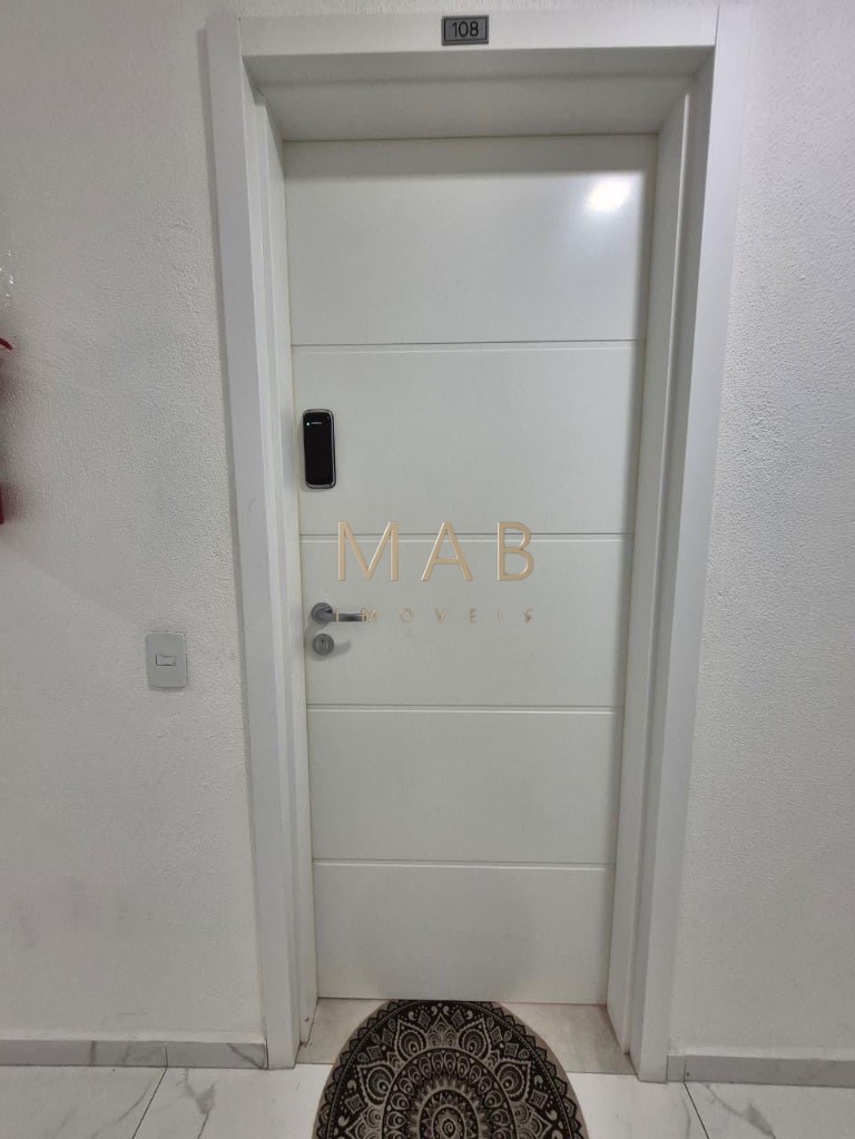 Imperdível! Apartamento à venda em Ingleses Norte, Florianópolis-SC: 2 quartos, 1 suíte, 1 sala, 2 banheiros, 2 vagas de garagem.