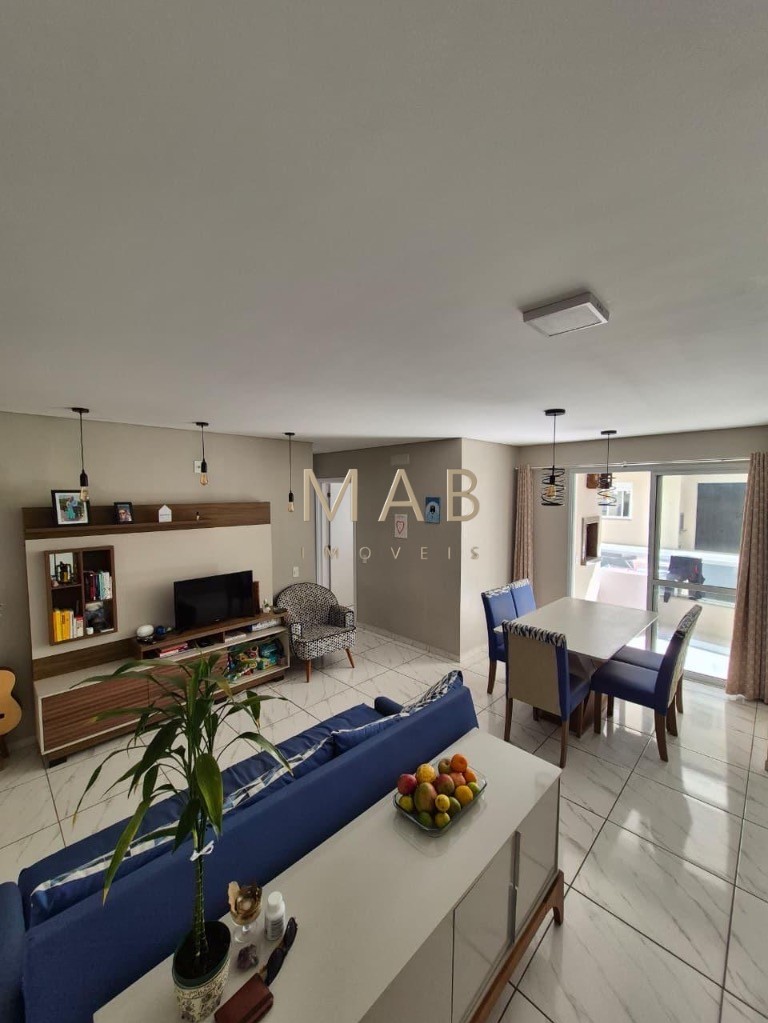 Imperdível! Apartamento à venda em Ingleses Norte, Florianópolis-SC: 2 quartos, 1 suíte, 1 sala, 2 banheiros, 2 vagas de garagem.