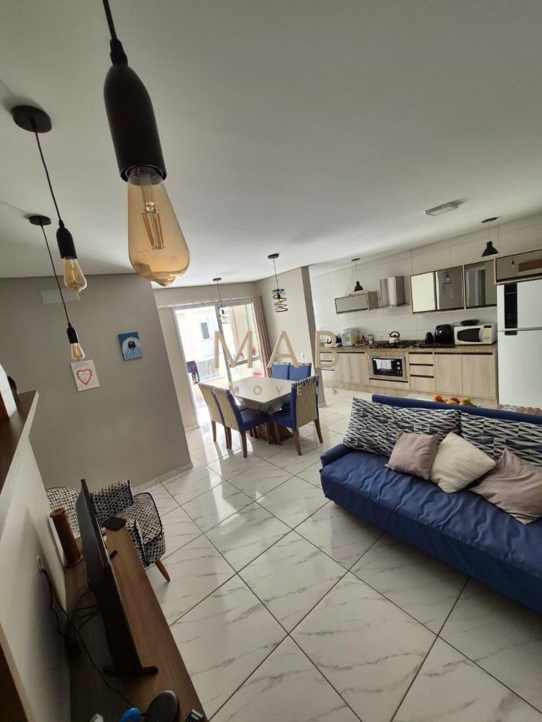 Imperdível! Apartamento à venda em Ingleses Norte, Florianópolis-SC: 2 quartos, 1 suíte, 1 sala, 2 banheiros, 2 vagas de garagem.