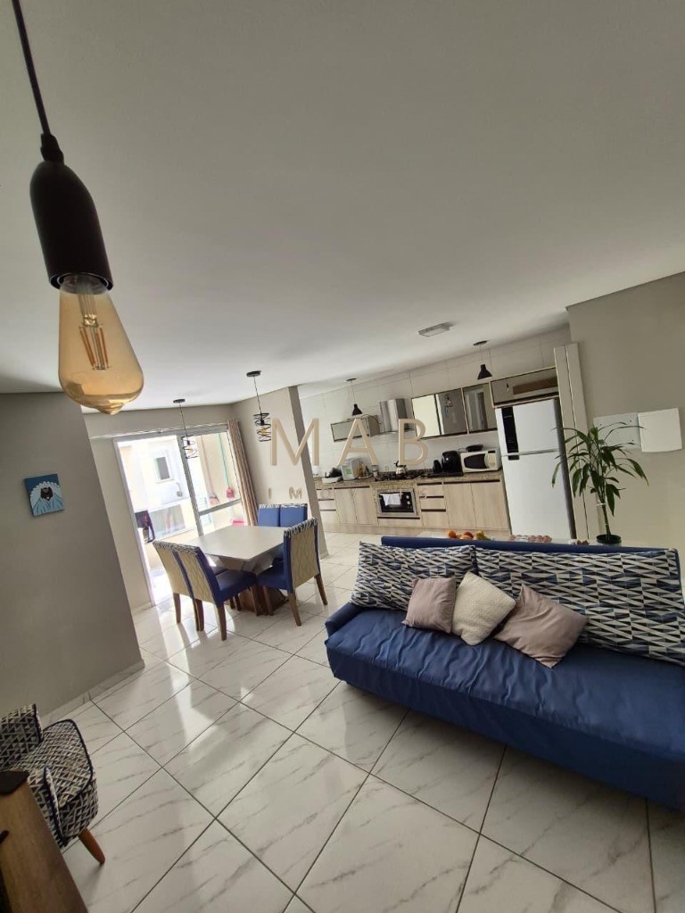Imperdível! Apartamento à venda em Ingleses Norte, Florianópolis-SC: 2 quartos, 1 suíte, 1 sala, 2 banheiros, 2 vagas de garagem.
