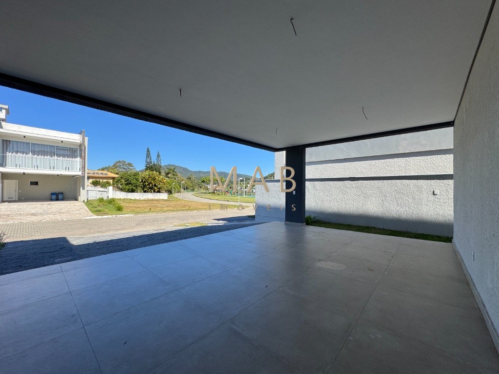 Casa de Altíssimo Padrão à Venda em um dos Principais Condomínios do Bairro Ingleses - Florianópolis SC!