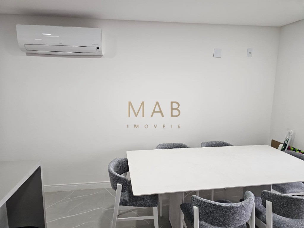 Apartamento DUPLEX com 3 Dormitórios sendo 1 Suíte à Venda em Região NOBRE do Bairro Ingleses - Florianópolis SC!