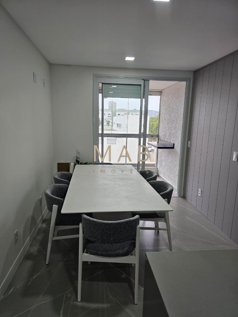 Apartamento DUPLEX com 3 Dormitórios sendo 1 Suíte à Venda em Região NOBRE do Bairro Ingleses - Florianópolis SC!