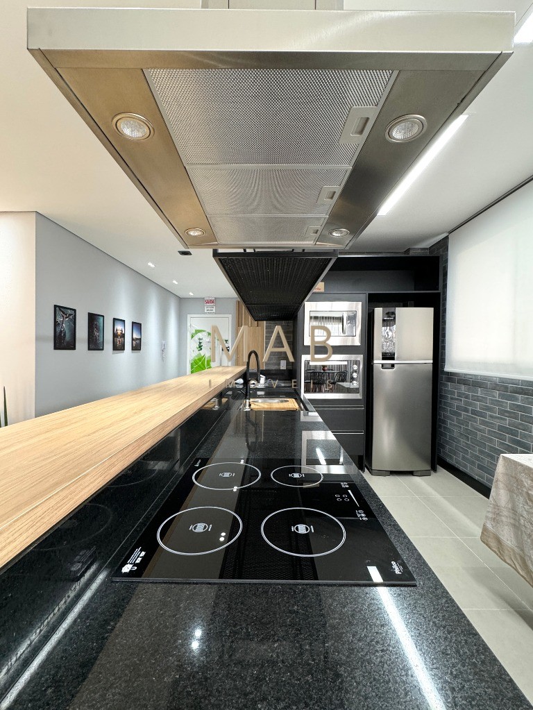 Apartamento DUPLEX com 3 Dormitórios sendo 1 Suíte à Venda em Região NOBRE do Bairro Ingleses - Florianópolis SC!