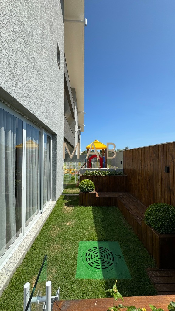 Apartamento DUPLEX com 3 Dormitórios sendo 1 Suíte à Venda em Região NOBRE do Bairro Ingleses - Florianópolis SC!