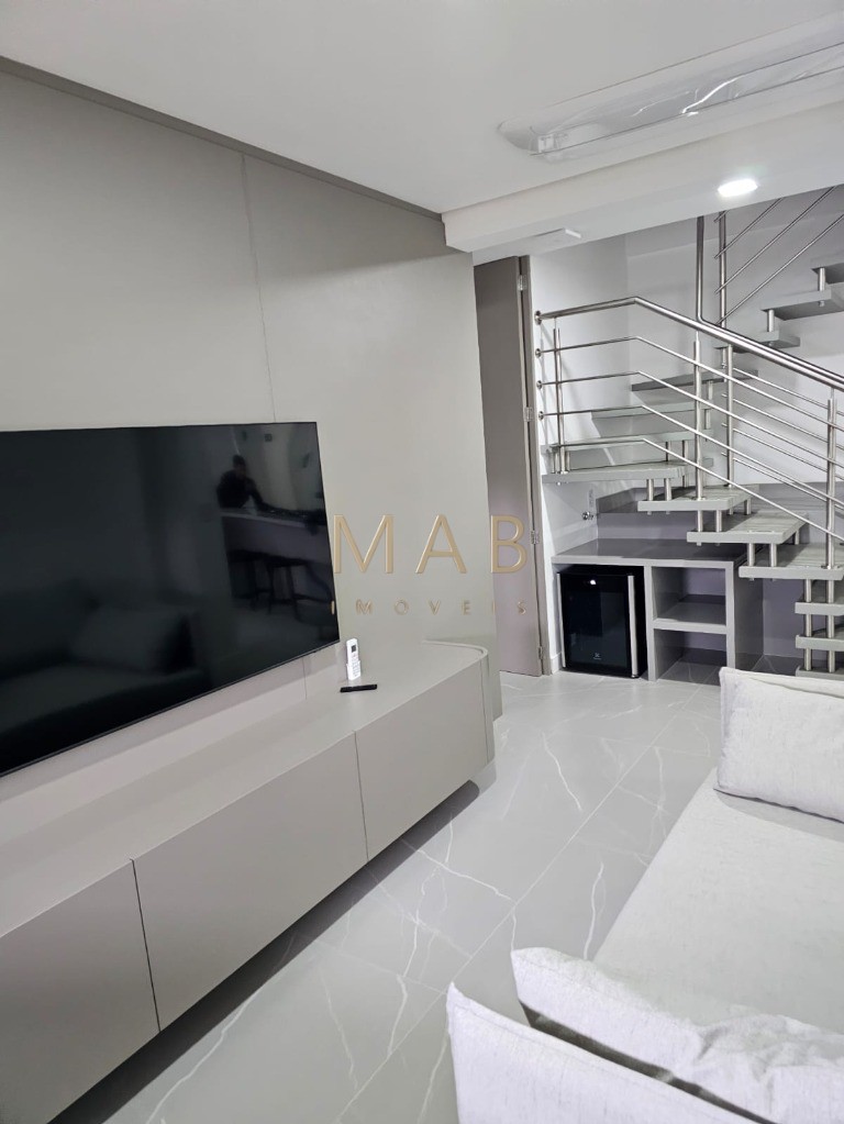 Apartamento DUPLEX com 3 Dormitórios sendo 1 Suíte à Venda em Região NOBRE do Bairro Ingleses - Florianópolis SC!