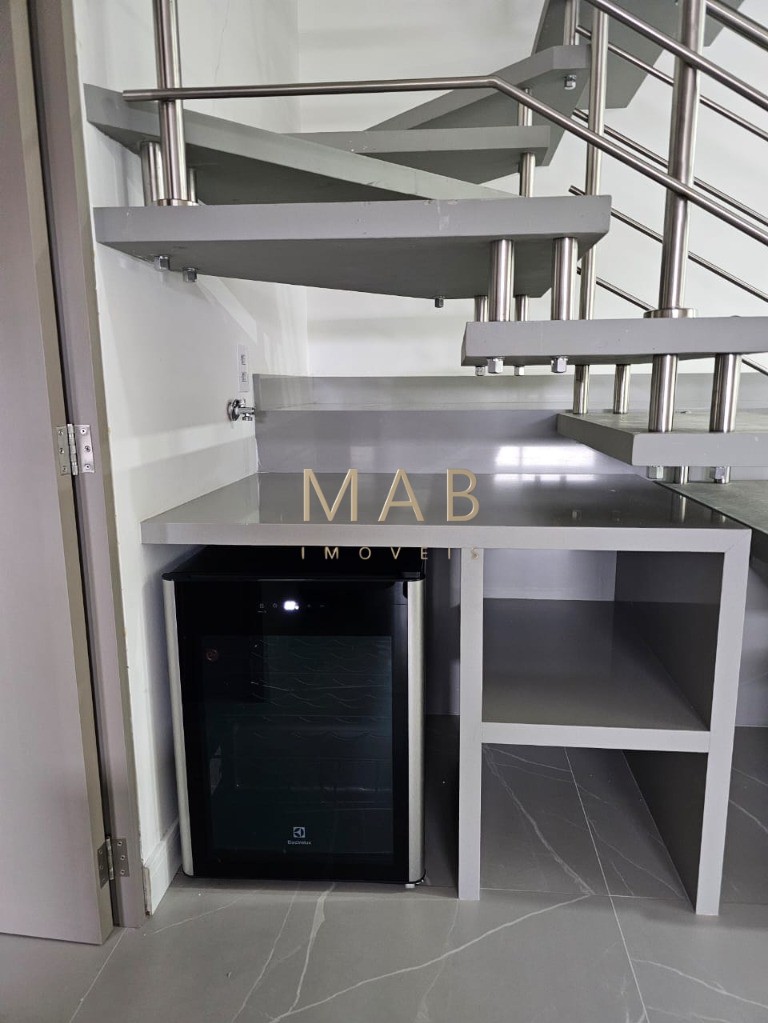 Apartamento DUPLEX com 3 Dormitórios sendo 1 Suíte à Venda em Região NOBRE do Bairro Ingleses - Florianópolis SC!