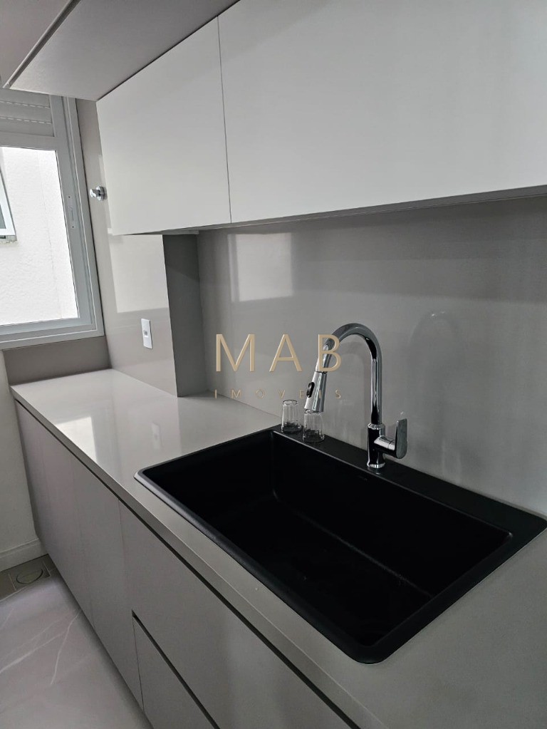 Apartamento DUPLEX com 3 Dormitórios sendo 1 Suíte à Venda em Região NOBRE do Bairro Ingleses - Florianópolis SC!