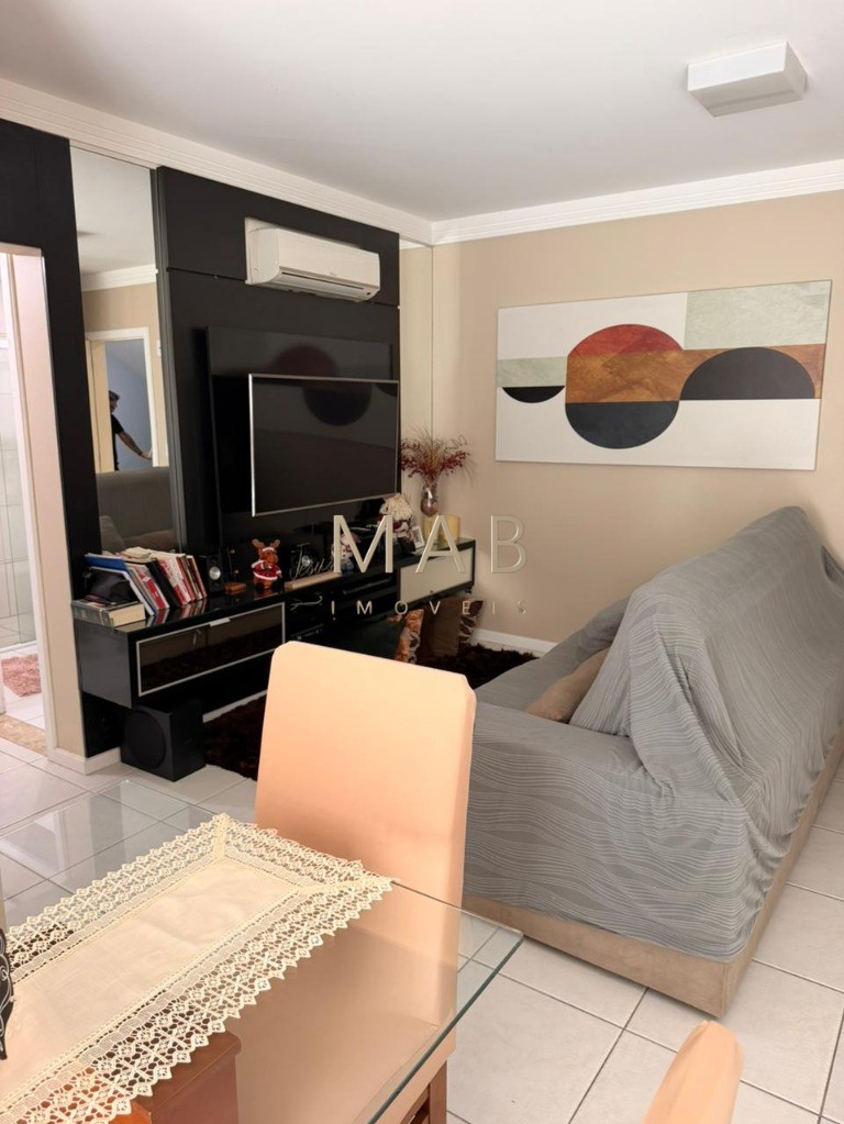 Apartamento mobiliado a 100metros do mar na Praia dos Ingleses com 110m², área de lazer com Piscina, Financiável via banco,? Florianópolis/SC!