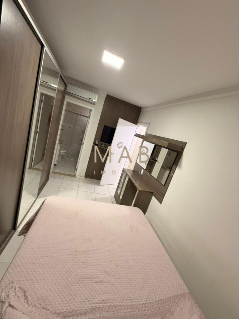 Apartamento mobiliado a 100metros do mar na Praia dos Ingleses com 110m², área de lazer com Piscina, Financiável via banco,? Florianópolis/SC!