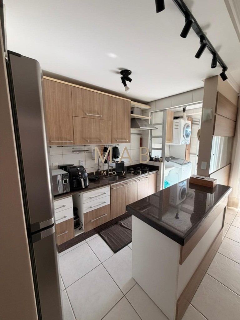 Apartamento mobiliado a 100metros do mar na Praia dos Ingleses com 110m², área de lazer com Piscina, Financiável via banco,? Florianópolis/SC!